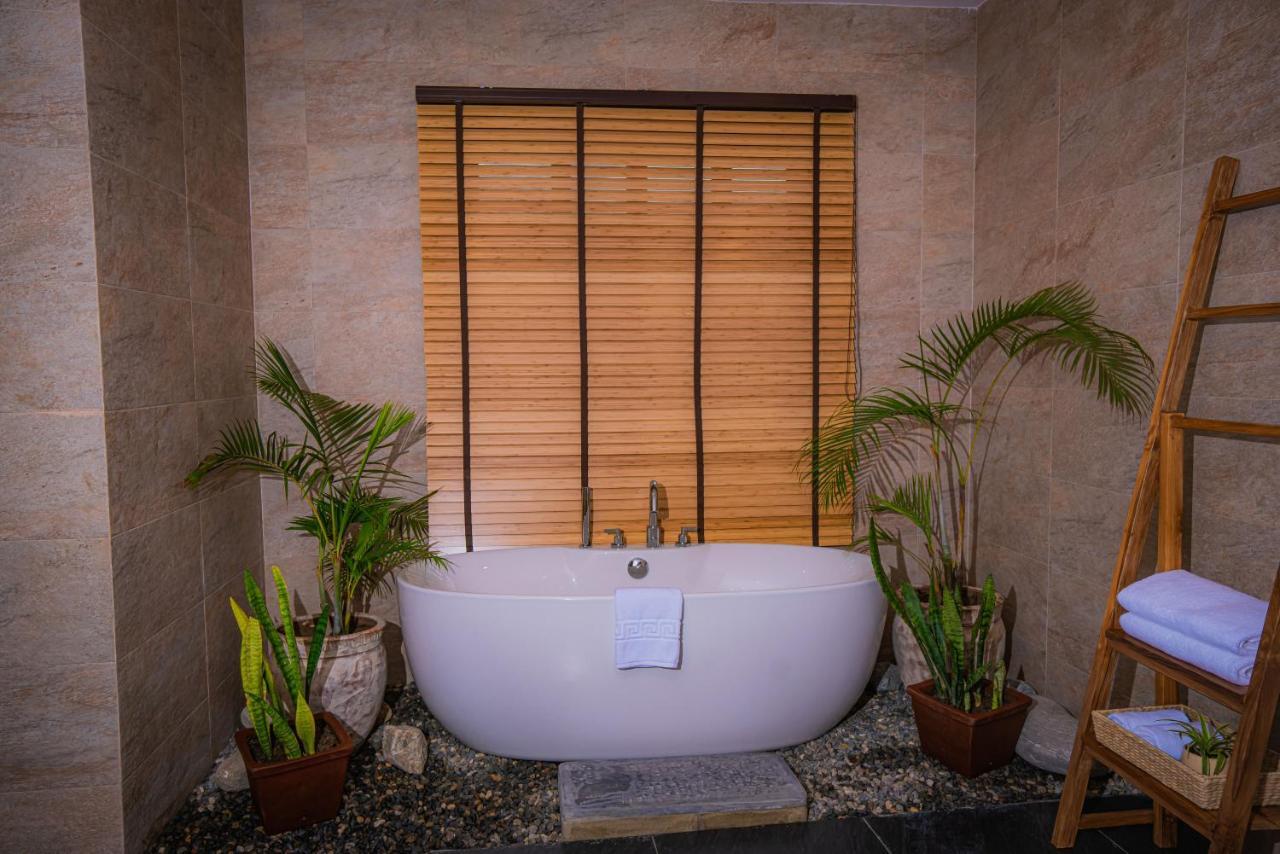 פוקהרה Dorje'S Resort And Spa מראה חיצוני תמונה